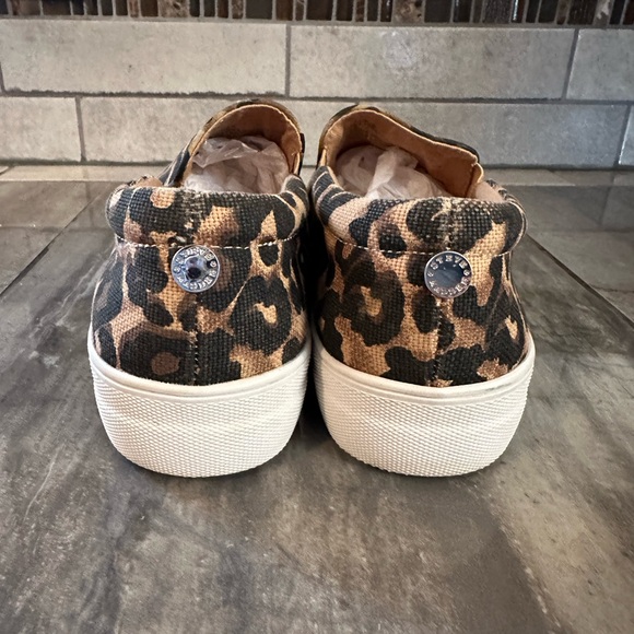 Steve Madden Leopard Print Slip-On Sneakers - Picture 6 of 9